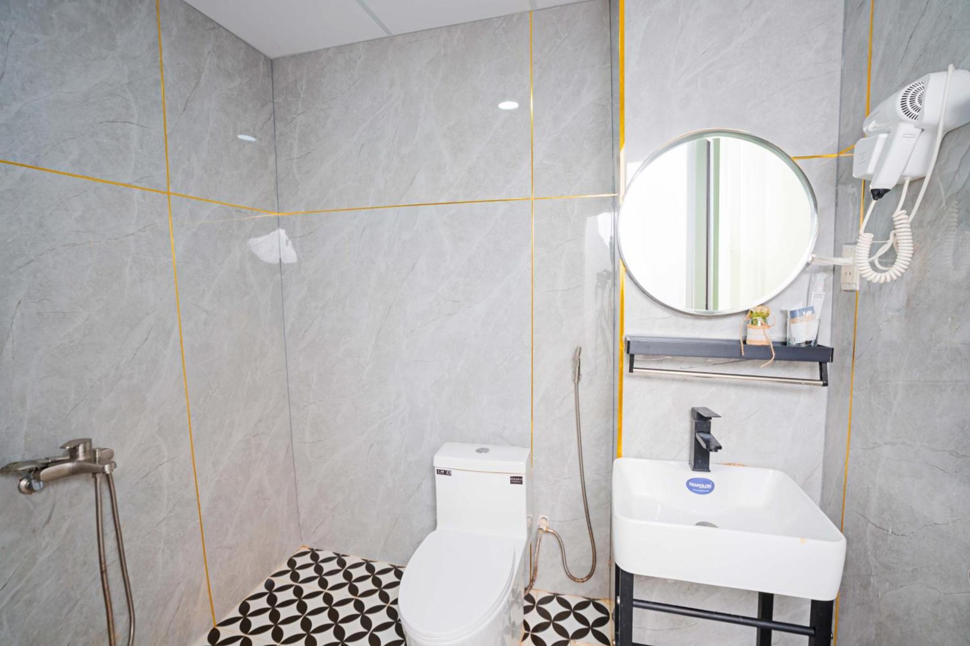 Adenia Hotel Ho Chi Minh City Room photo